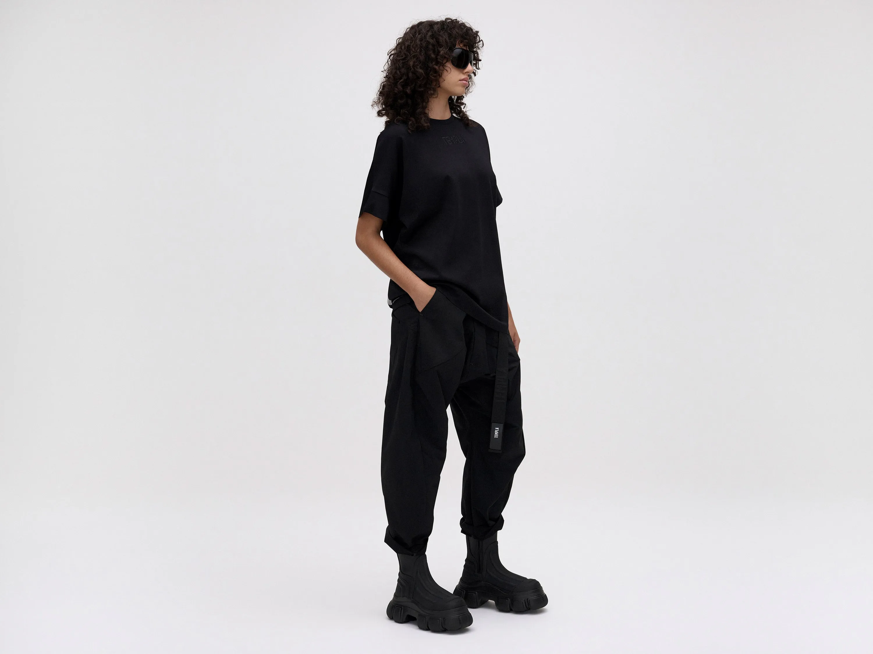 CLASSIC TEE - BLACK
