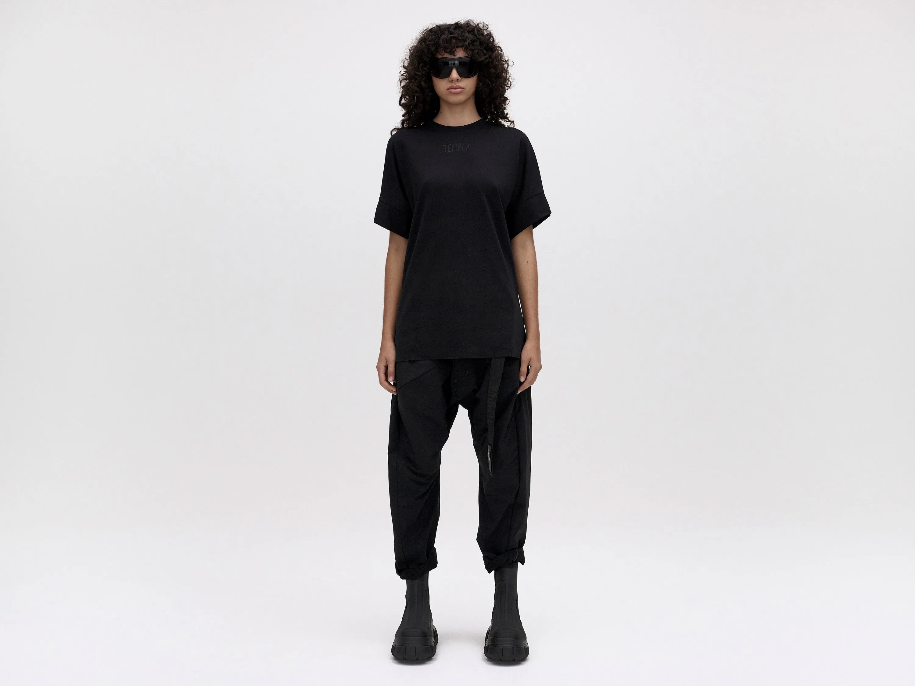 CLASSIC TEE - BLACK